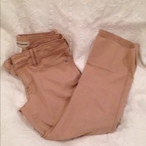 Gap cropped khaki